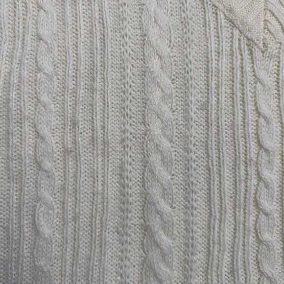 Aeropostale Chunky Cable Knit V Neck Ribbed Cream Long Sleeve Sweater Medium - Picture 13 of 16